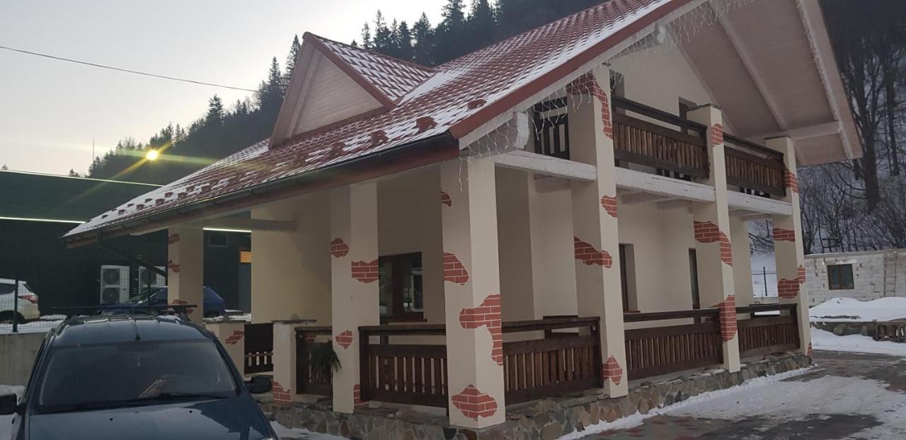 Vovna Apartment