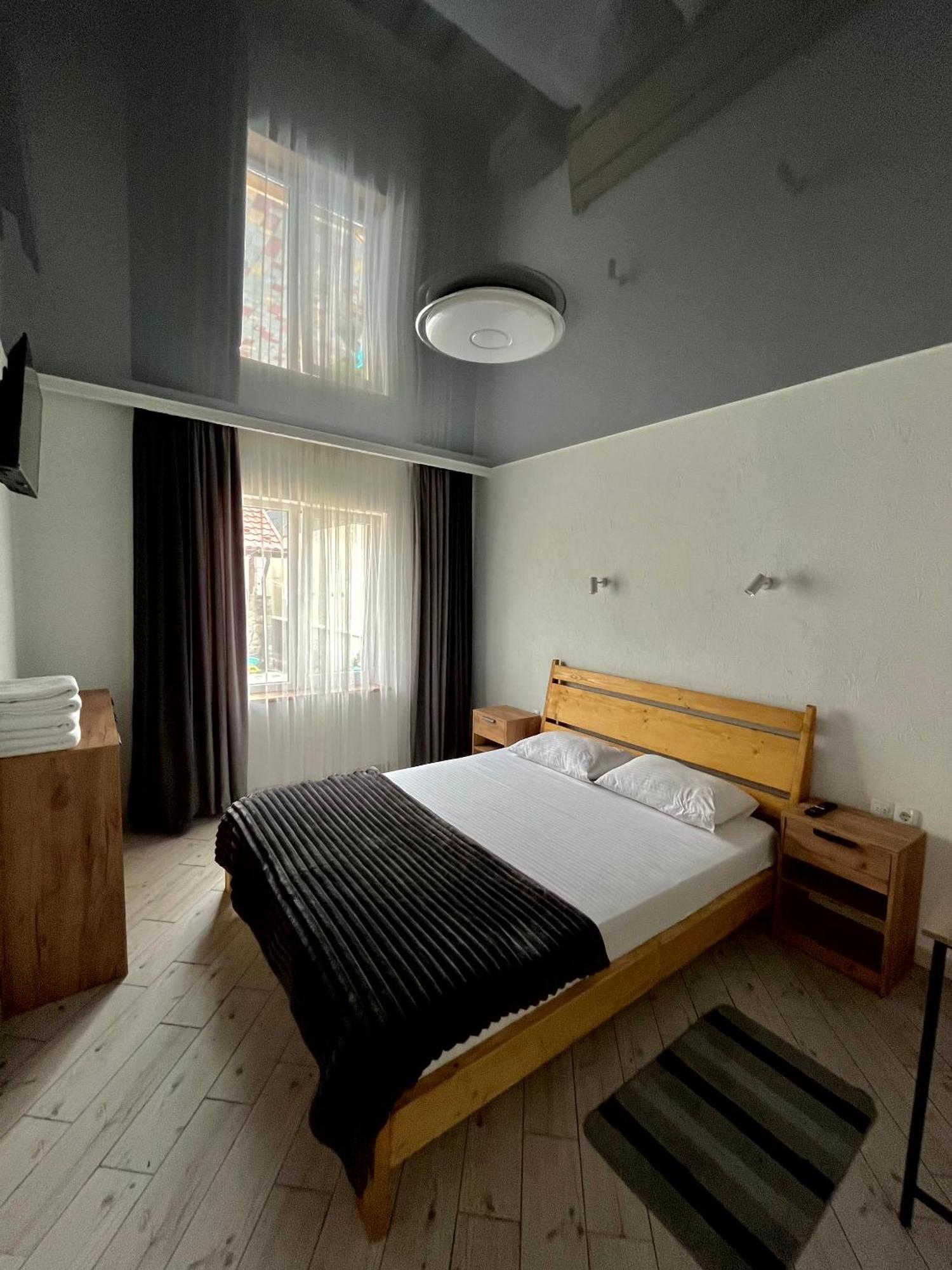 Vovna Apartment